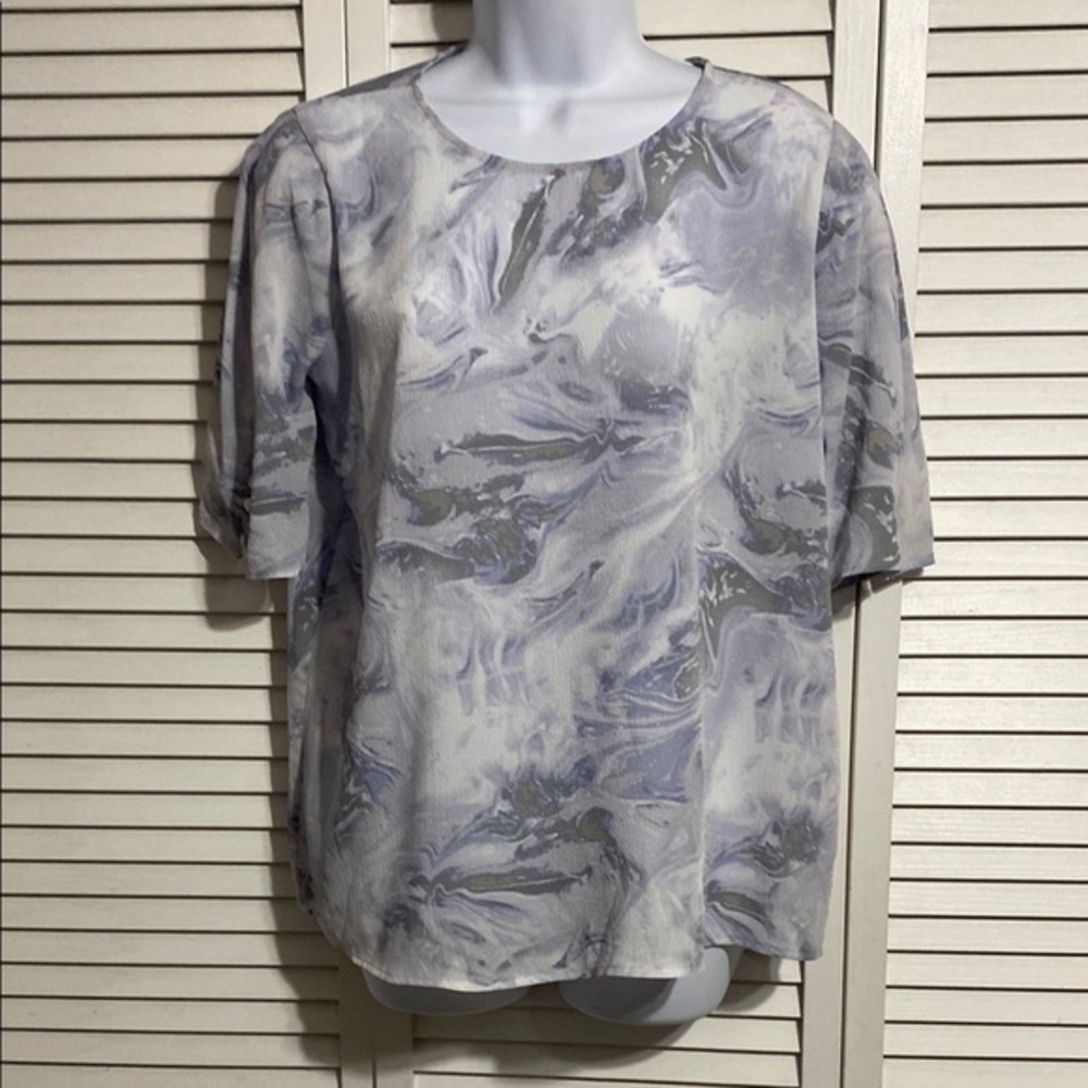 Calvin Klein marble swirl top! - Picture 1 of 10